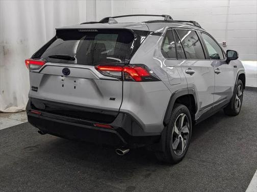 2024 Toyota RAV4 Prime SE