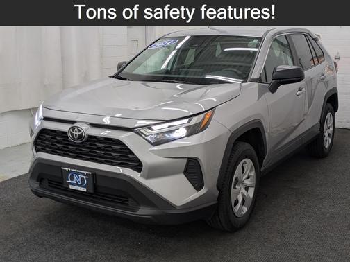 2024 Toyota RAV4 LE