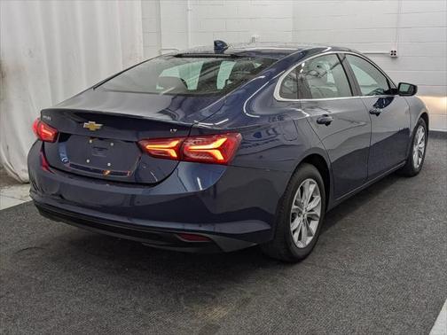 2022 Chevrolet Malibu FWD LT