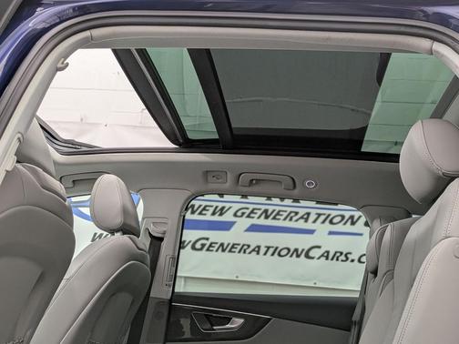 Navarra Blue Metallic 2022 Audi Q7 55 Premium Plus