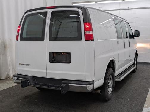 2024 Chevrolet Express 2500 Work Van