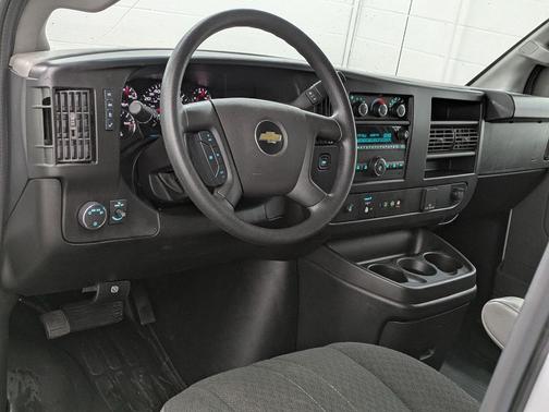 2024 Chevrolet Express 2500 Work Van