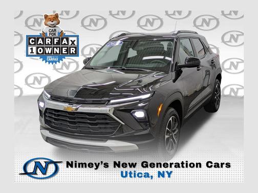 Mosaic Black Metallic 2025 Chevrolet Trailblazer LT