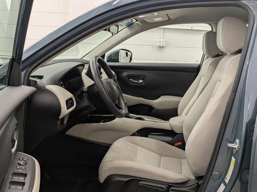 Modern Steel Metallic 2023 Honda HR-V LX
