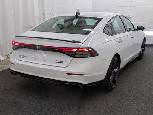 2023 Honda Accord Hybrid Base