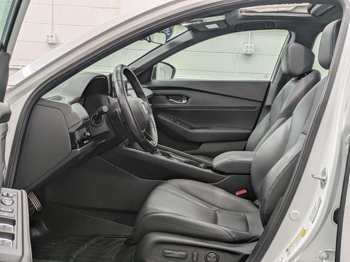 2023 Honda Accord Hybrid Base