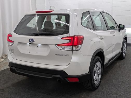 2022 Subaru Forester Base