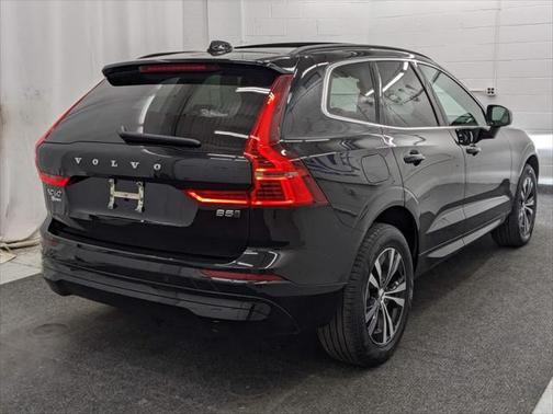 2023 Volvo XC60 B5 Core