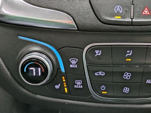 Summit White 2024 Chevrolet Equinox 1LT