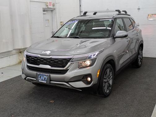 2023 Kia Seltos S