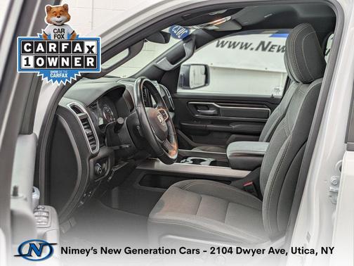 Bright White Clearcoat 2023 RAM 1500 Big Horn/Lone Star