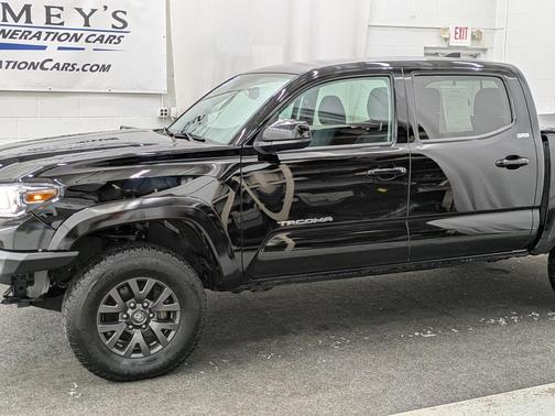 2023 Toyota Tacoma SR5