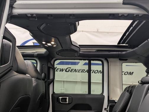 2023 Jeep Wrangler 4xe Sahara High Altitude