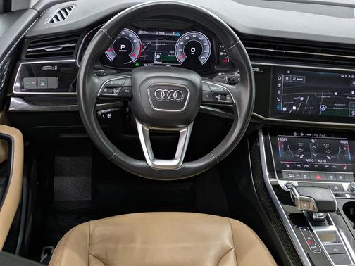 2021 Audi Q7 55 Premium