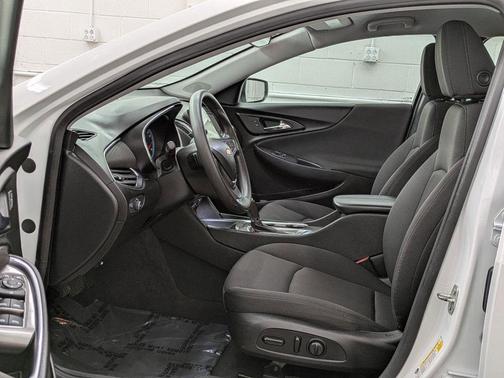2020 Chevrolet Malibu FWD LT
