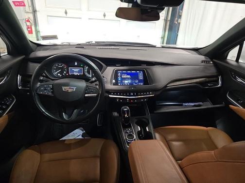 2023 Cadillac XT4 Sport