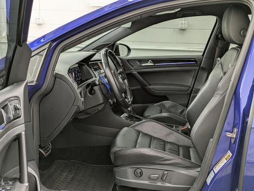 2018 Volkswagen Golf R 2.0T DSG