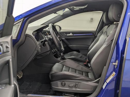2018 Volkswagen Golf R 2.0T DSG