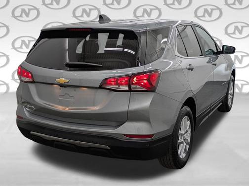 Sterling Gray Metallic 2024 Chevrolet Equinox 1LT