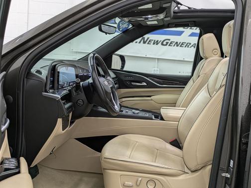 2021 Cadillac Escalade Premium Luxury