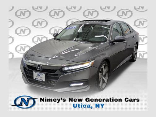 Platinum White Pearl 2018 Honda Accord Touring