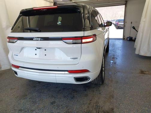 2023 Jeep Grand Cherokee 4xe Summit