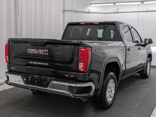 2024 GMC Sierra 1500 SLE
