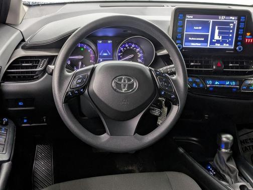2020 Toyota C-HR LE