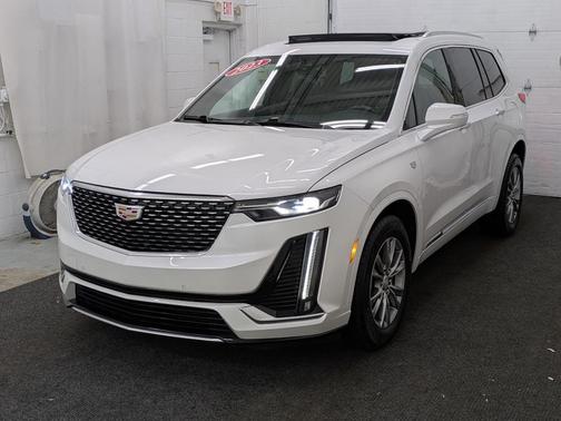 2023 Cadillac XT6 Luxury AWD