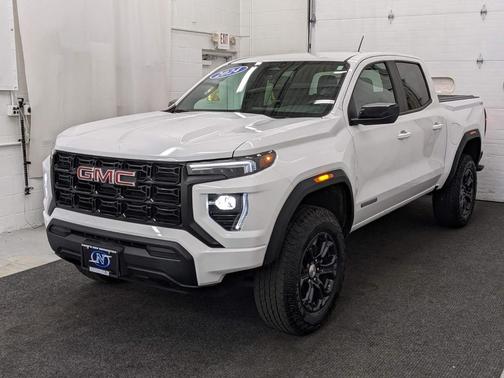2024 GMC Canyon Elevation
