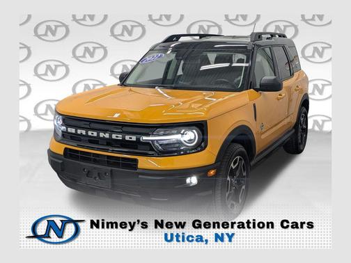 Cyber Orange Metallic Tricoat 2022 Ford Bronco Sport Outer Banks