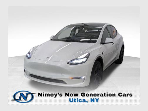 Pearl White Multi-Coat 2025 Tesla Model Y Long Range Dual Motor All-Wheel Drive