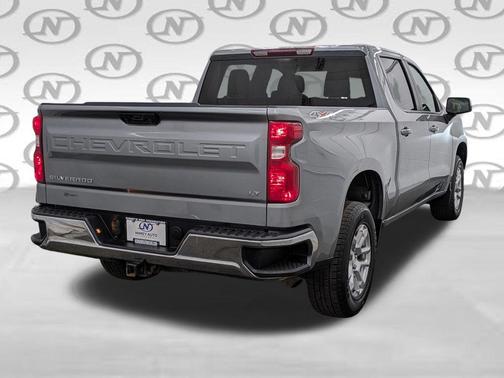 Sterling Gray Metallic 2023 Chevrolet Silverado 1500 LT