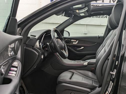 2022 Mercedes-Benz GLC 300 4MATIC