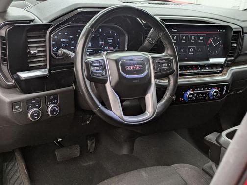 Volcanic Red Tintcoat 2024 GMC Sierra 1500 SLE