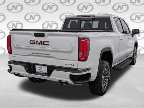 Summit White 2021 GMC Sierra 1500 AT4