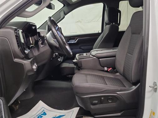 2023 GMC Sierra 1500 SLE