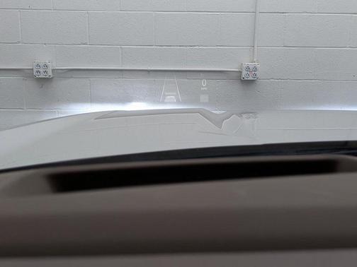 White Frost Tricoat 2021 GMC Yukon Denali