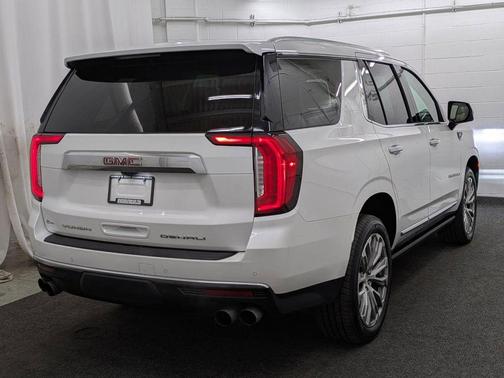 White Frost Tricoat 2021 GMC Yukon Denali
