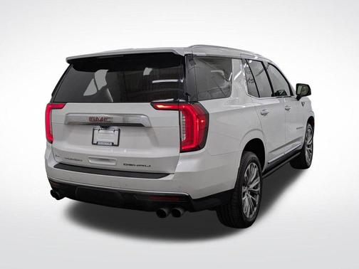 White Frost Tricoat 2021 GMC Yukon Denali