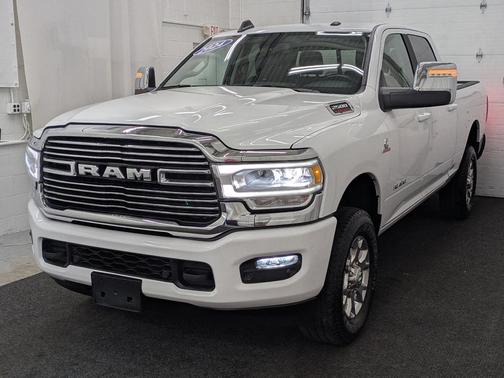 2024 RAM 2500 Laramie Crew Cab 4x4 6'4' Box