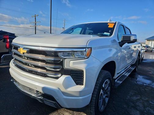 2022 Chevrolet Silverado 1500 High Country