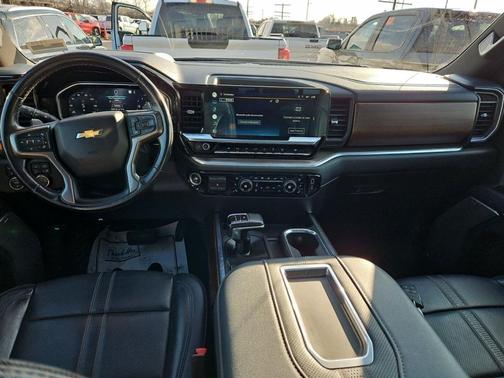2022 Chevrolet Silverado 1500 High Country