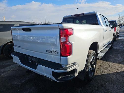 2022 Chevrolet Silverado 1500 High Country