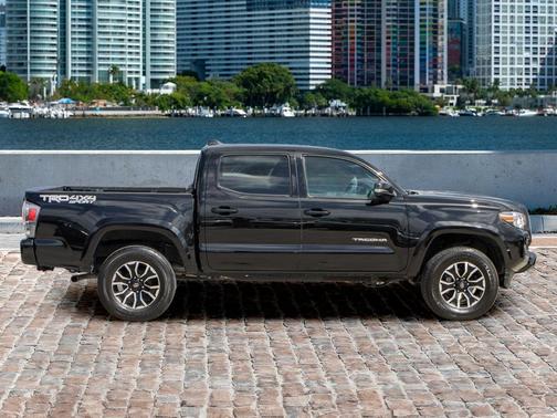 2023 Toyota Tacoma TRD Sport