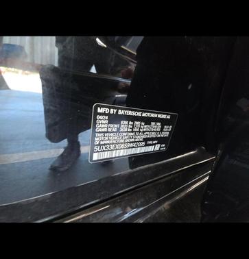 2025 BMW X6 xDrive40i