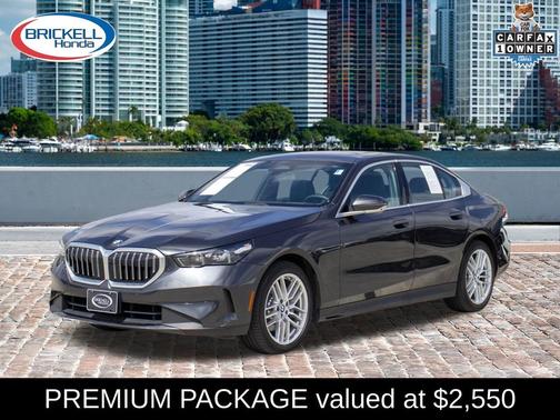 Dark Graphite 2024 BMW 530 530i