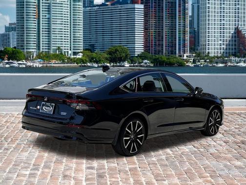Crystal Black Pearl 2026 Honda Accord Hybrid Touring