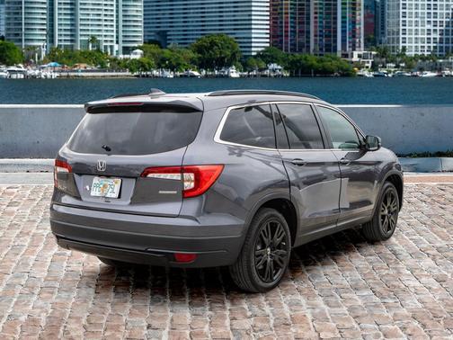 2022 Honda Pilot 2WD Special Edition