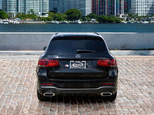 2021 Mercedes-Benz GLC 300 Base
